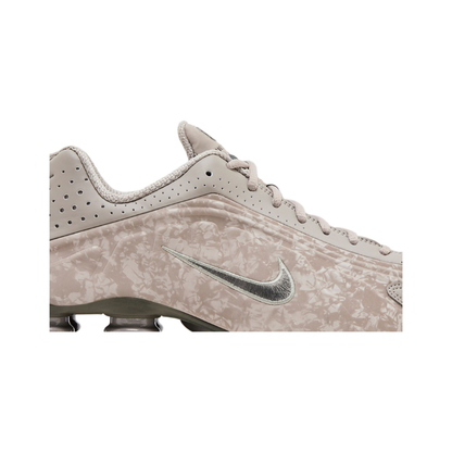 Nike Shox R4 'Flat Pewter Floral'