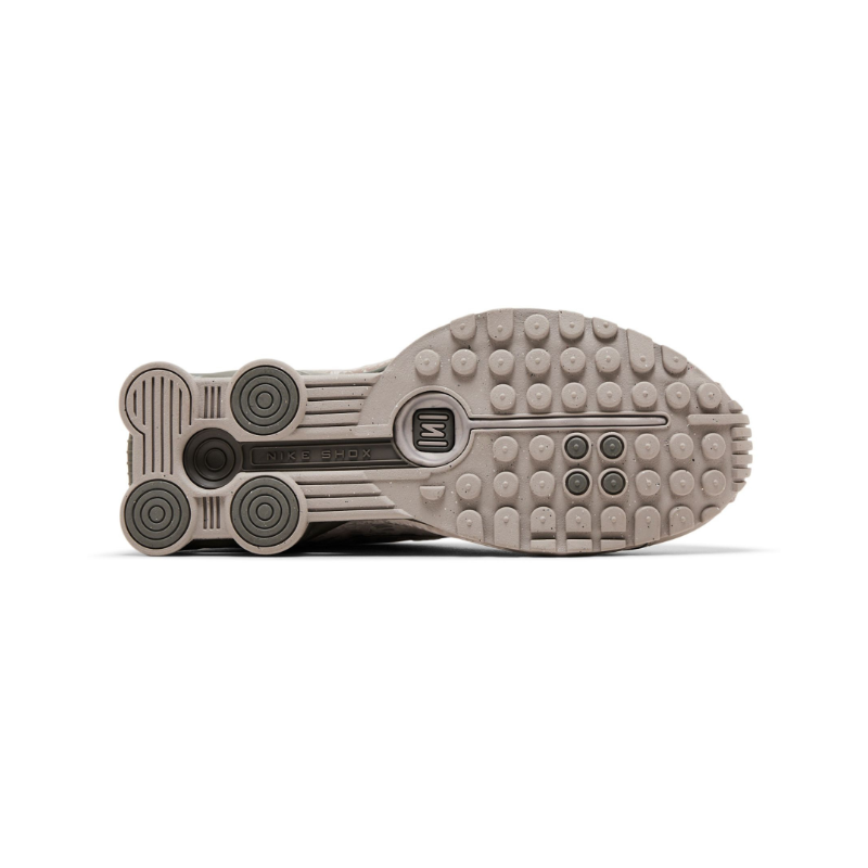Nike Shox R4 'Flat Pewter Floral'