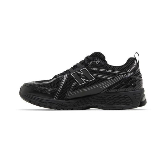 New Balance 1906R Black Grey silver accents