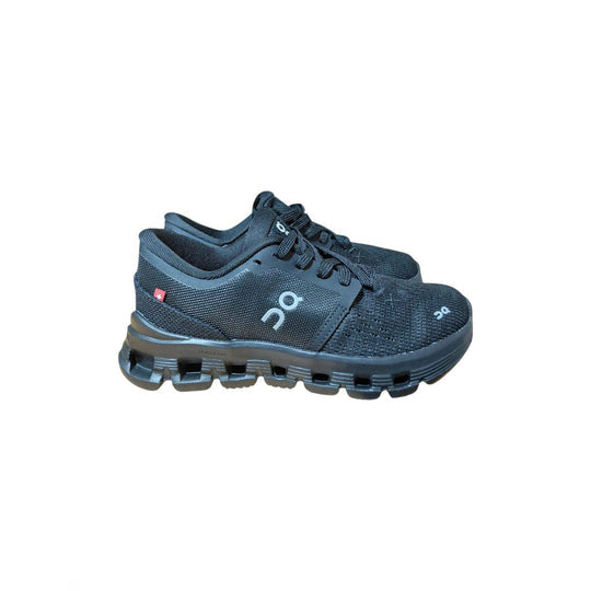On cloud x4 kids black