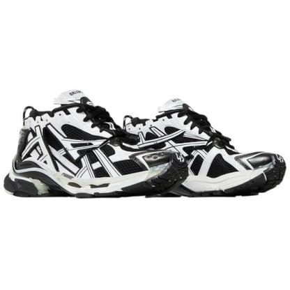Balenciaga Runner Sneaker ‘Black White’